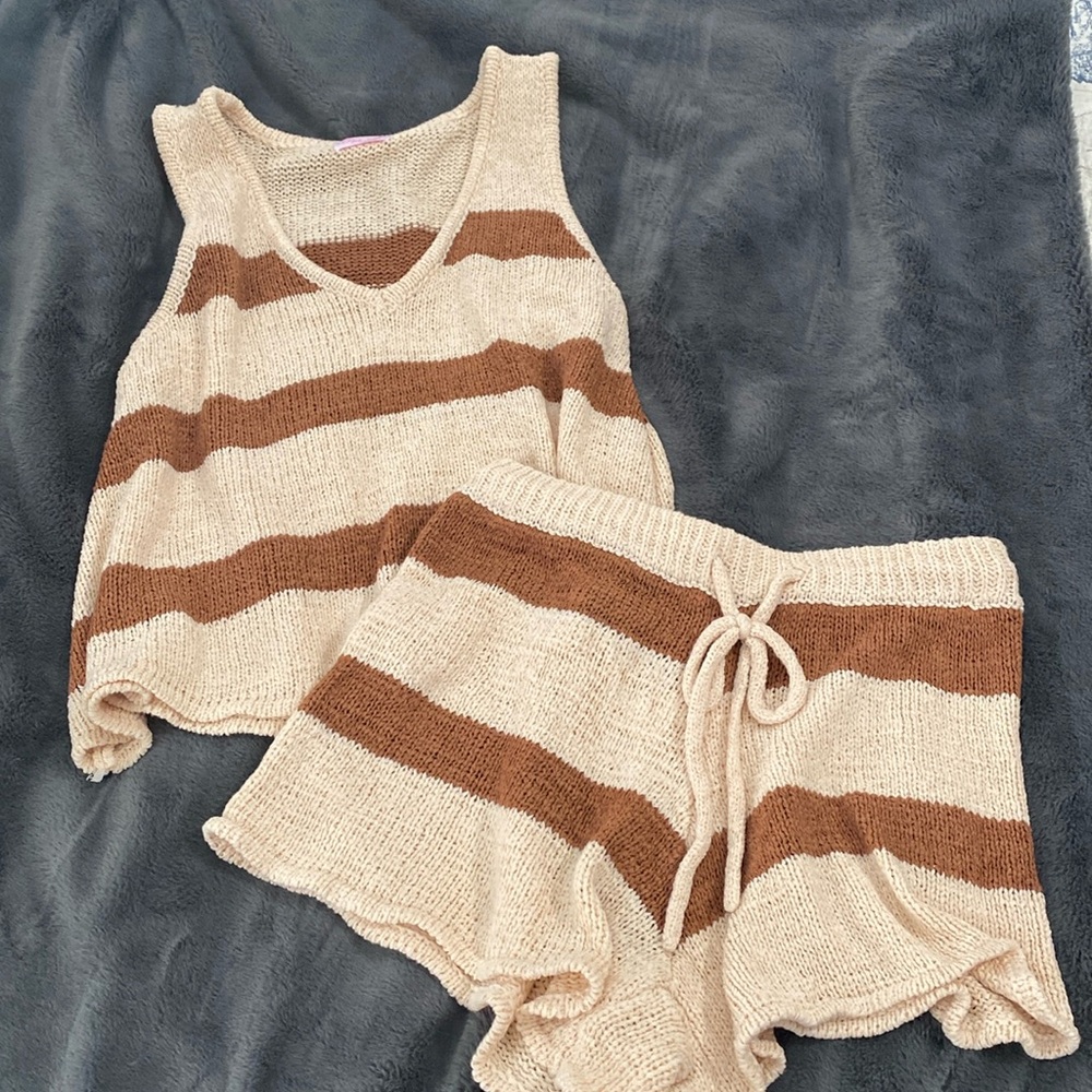 Lightweight set